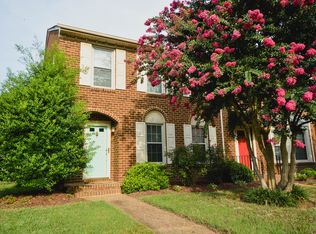 969 Colonial Meadows Way, Virginia Beach, VA 23454