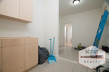 Rented by SCOUTBK.COM