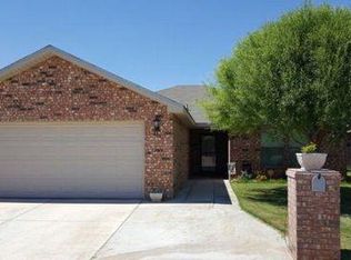 411 E 19th St, Monahans, TX 79756