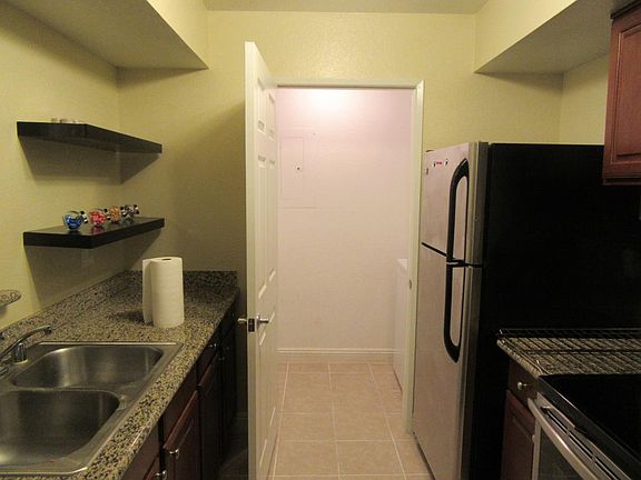 4th image of 6721 Solaron Ave