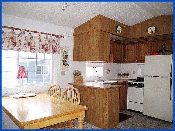 3rd image of 6604 Pearl Ln