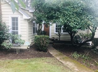 11207 SW Capitol Hwy, Portland, OR 97219