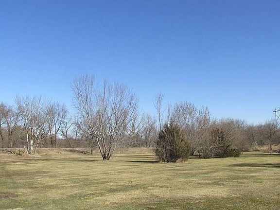 2nd image of 5803 NE Berwick Dr