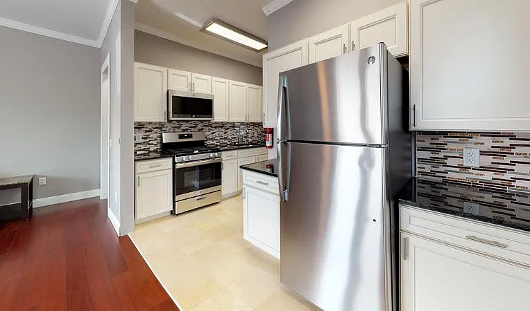 315 S Beech St #6 — Photo 6