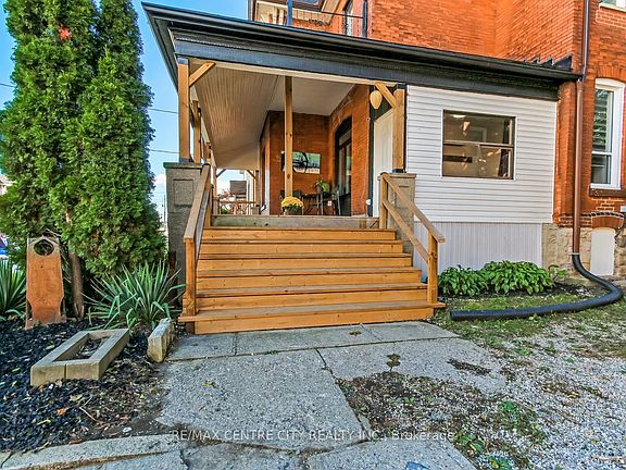 3rd image of 20 Alma St