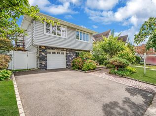 16A Murdock Rd, East Rockaway, NY 11518