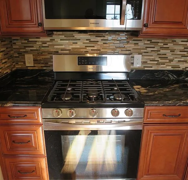 136 Inman St #2 — Photo 2