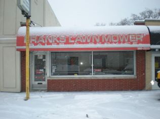 8113 N Milwaukee Ave, Niles, IL 60714