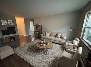 3321 Daisy Ln APT 2, Racine, WI 53405