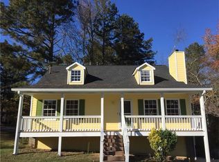 561 Canterbury Ln, Lawrenceville, GA 30046