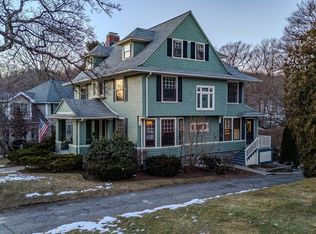 915 Pleasant St, Worcester, MA 01602