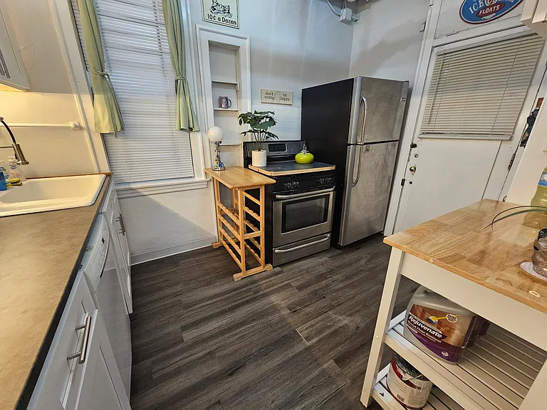 2423 W Lunt Ave #1S — Photo 12