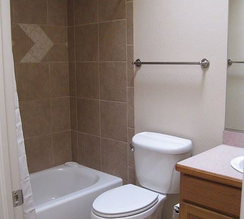 4th image of 2052 Cotton Ave