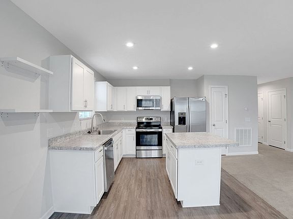 2nd image of 3124 E Maygrove Dr