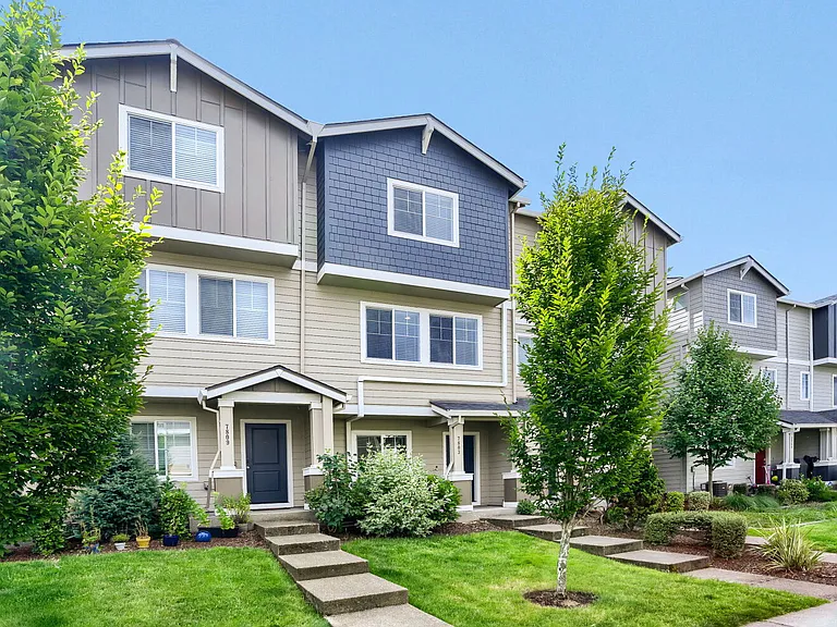 7803 NW Spirea St — Photo 28
