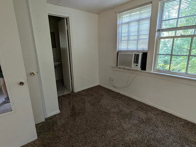 6210 SW 13th St #4H — Photo 6