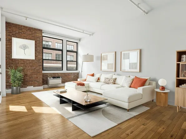 79 Bridge St APT 2B, Brooklyn, NY 11201