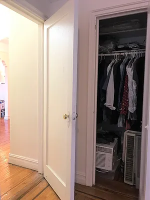 Rented by Lang Realty LLC | media 17