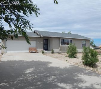 735 S Wolcott Dr, Pueblo West, CO, 81007