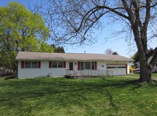 208 Oriole Dr, Horseheads, NY 14845