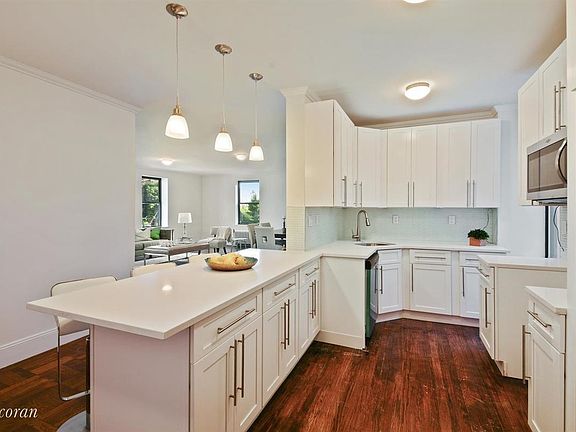 2nd image of 14809 Northern Blvd APT 3E