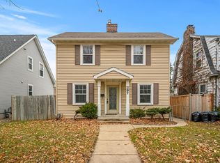 397 Cretin Ave S, Saint Paul, MN 55105