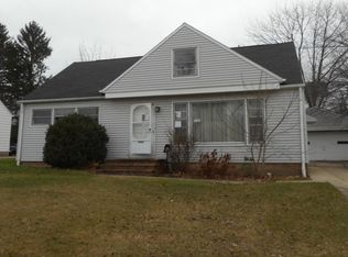 9504 Alexander Rd, Garfield Heights, OH 44125