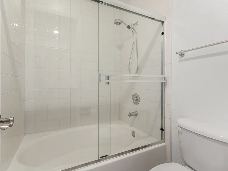 5104 N 32nd St #225 — Photo 13