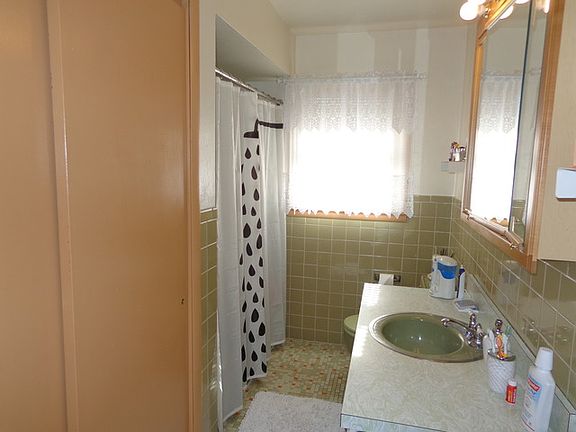5th image of 24056 S Lakeview Dr