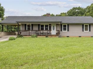 215 Tuttle Rd, Rural Hall, NC 27045