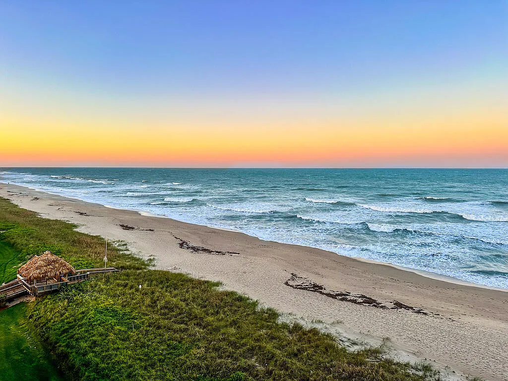 Building Photo - 10200 S Ocean Blvd #706
