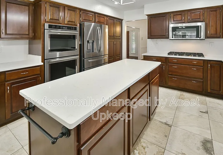 18528 Vista Del Sol — Photo 9