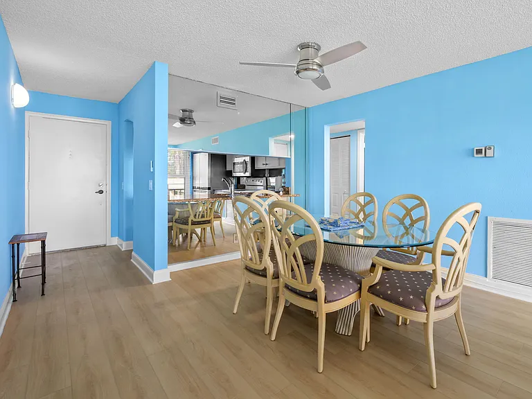 6177 Sun Blvd #215 — Photo 9