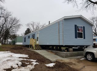 1217 Zeta St, Bloomington, IL 61701