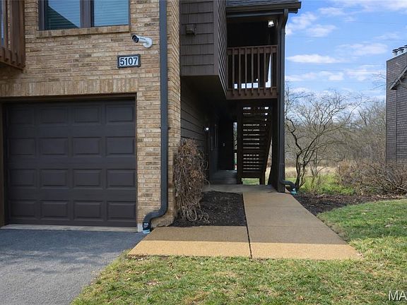 2nd image of 5107 Hollow Wood Ct APT A