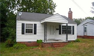 2nd image of 207 W Elliott St