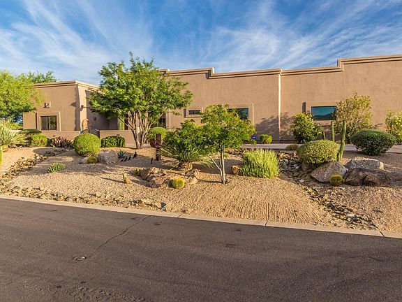 3rd image of 11053 E Santa Fe Trl