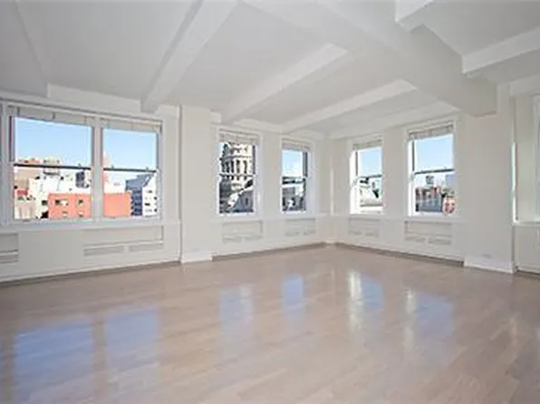 161 Grand Street image 1 of 11