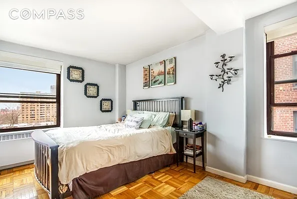 Sold by Compass | media 18