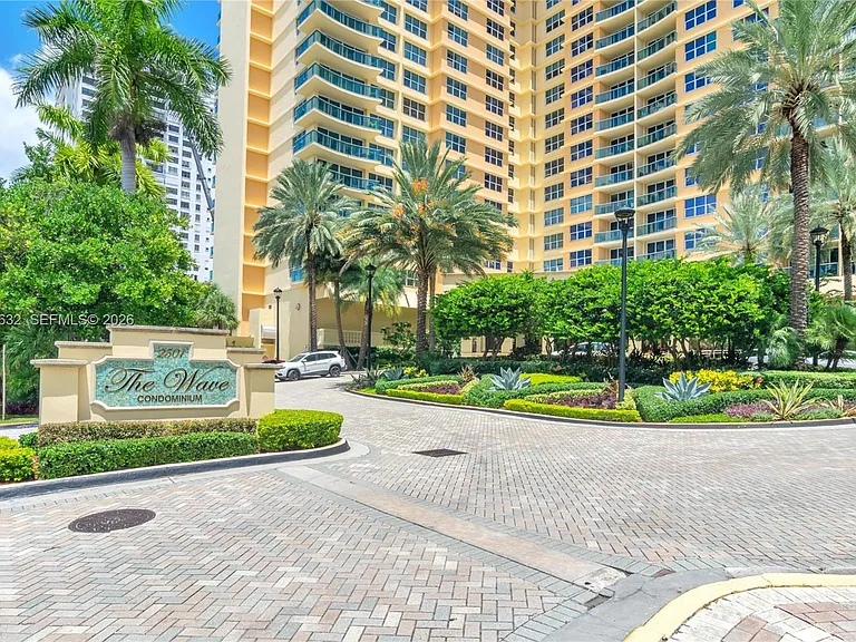 2501 S Ocean Dr #1521 — Photo 8