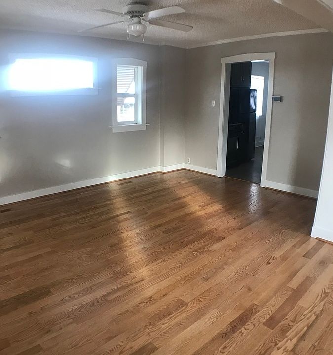 1st image of 517 E Wilmington Ave