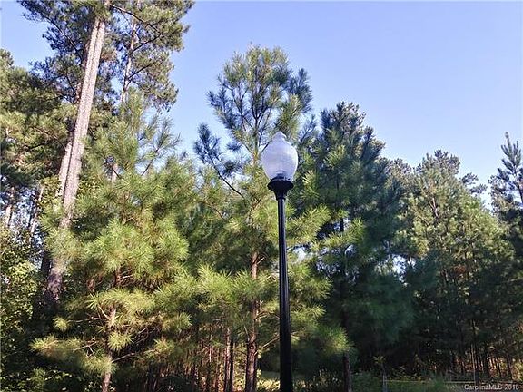 5th image of 124 Bluewater Dr