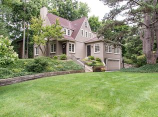 2339 Springhill Dr, Kalamazoo, MI 49008