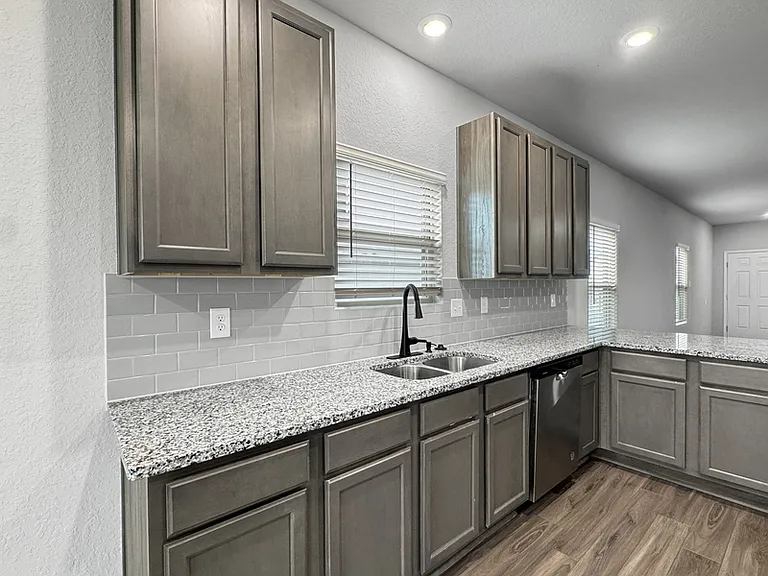 249 Antelope Valley — Photo 16