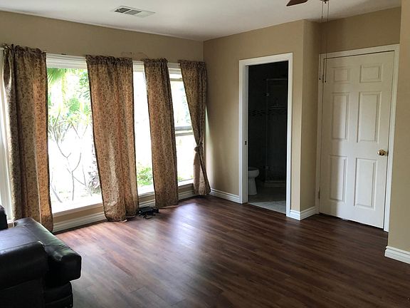 4th image of 11837 Beverly Dr