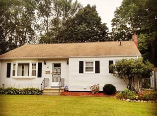45 Magnolia Dr, East Hartford, CT 06118