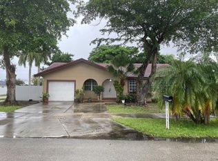 15430 SW 146th Ave, Miami, FL 33177