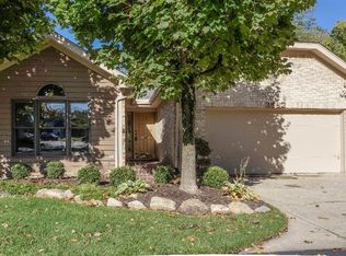 3583 Crossridge Dr, Dayton, OH 45429