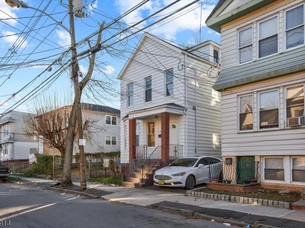 59-61 Smith St, Newark City, NJ 07106