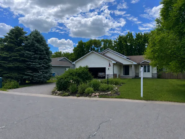 1757 Tipton Cir NW, Elk River, MN 55330